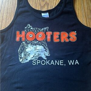 Hooters shirt